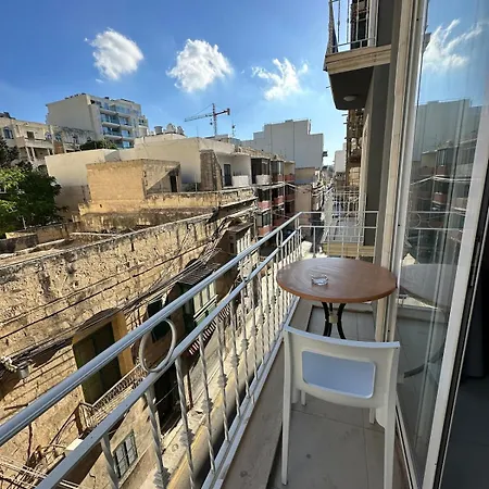 House With Sea Views In The Center